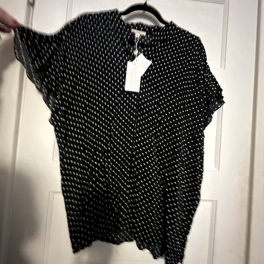 Grand & Greene Polka dot top with flirty short sleeve